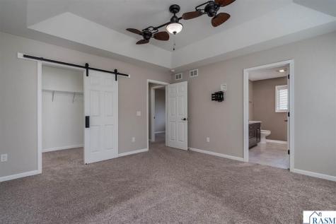 235 Foxfire Drive Mankato MN 56001