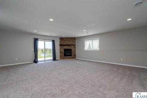 235 Foxfire Drive Mankato MN 56001