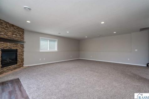 235 Foxfire Drive Mankato MN 56001