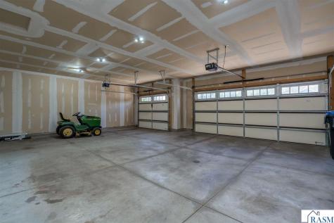 235 Foxfire Drive Mankato MN 56001
