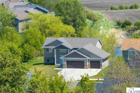 235 Foxfire Drive Mankato MN 56001
