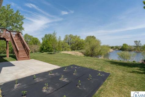 235 Foxfire Drive Mankato MN 56001