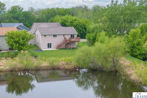 235 Foxfire Drive Mankato MN 56001