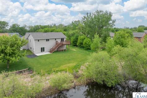 235 Foxfire Drive Mankato MN 56001