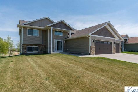 235 Foxfire Drive Mankato MN 56001