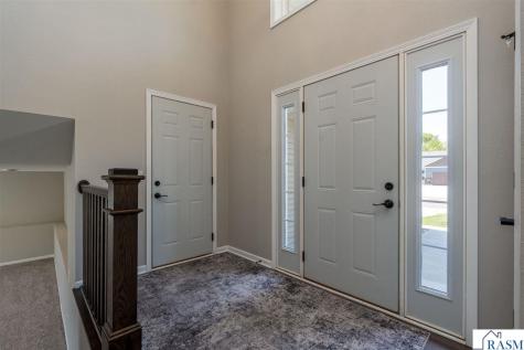 235 Foxfire Drive Mankato MN 56001