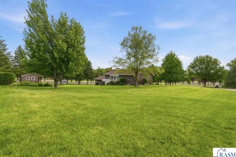 130 Half Moon Road Wells MN 56097