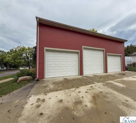 225 S Franklin New Ulm MN 56073