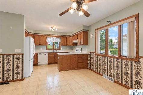 1327 S German Street New Ulm MN 56073