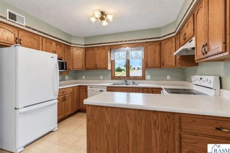 1327 S German Street New Ulm MN 56073