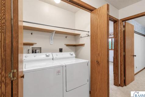 1327 S German Street New Ulm MN 56073