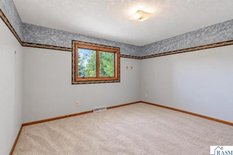 1327 S German Street New Ulm MN 56073