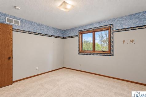 1327 S German Street New Ulm MN 56073