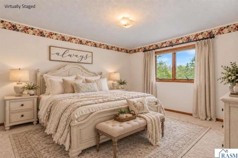 1327 S German Street New Ulm MN 56073