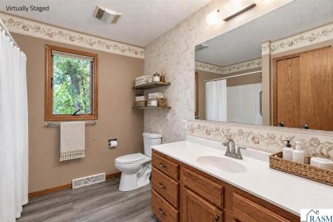 1327 S German Street New Ulm MN 56073
