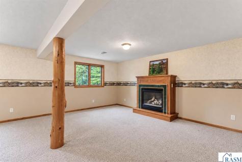 1327 S German Street New Ulm MN 56073