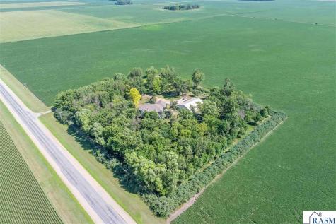 28749 County Road #29 Sleepy Eye MN 56085