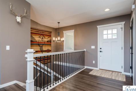 1906 Rock Ridge Lane St. Peter MN 56082