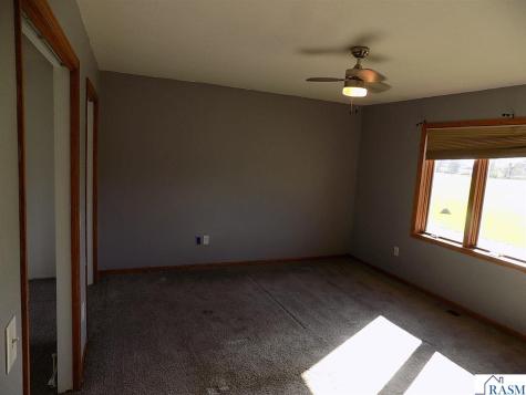 559 E 11th Street Gibbon MN 55335