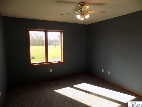 559 E 11th Street Gibbon MN 55335