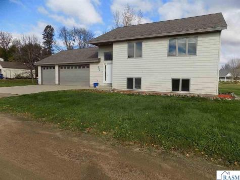 559 E 11th Street Gibbon MN 55335