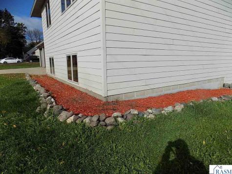 559 E 11th Street Gibbon MN 55335