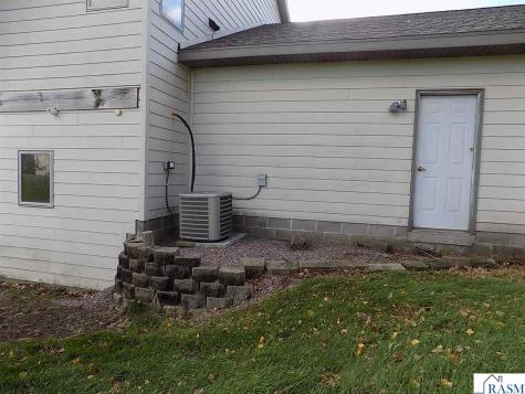 559 E 11th Street Gibbon MN 55335
