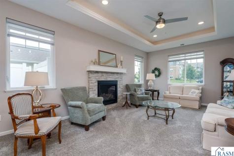 3118 Prairie Rose Drive Mankato MN 56001