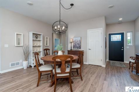 3118 Prairie Rose Drive Mankato MN 56001
