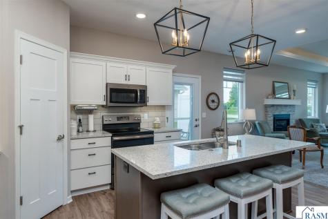 3118 Prairie Rose Drive Mankato MN 56001