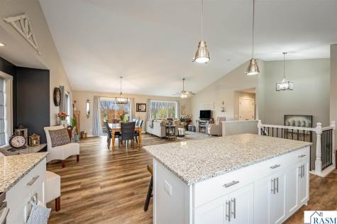 2292 Deerwood Drive North Mankato MN 56003