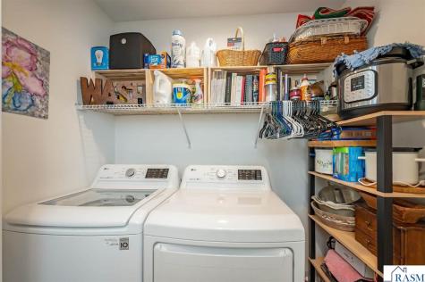 2292 Deerwood Drive North Mankato MN 56003