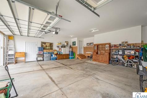 2292 Deerwood Drive North Mankato MN 56003
