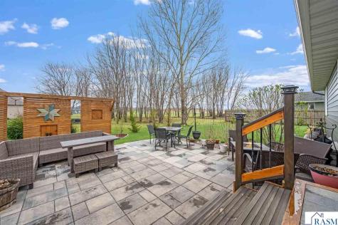 2292 Deerwood Drive North Mankato MN 56003