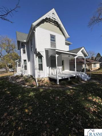 601 NE 2 Avenue Waseca MN 56093