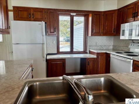 7012 Damar Estates St. Peter MN 56082