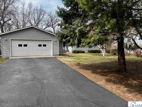 7012 Damar Estates St. Peter MN 56082
