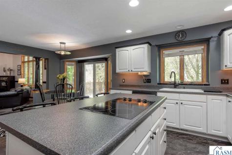 2153 Peregrine Lane North Mankato MN 56003