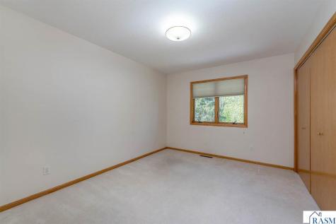 2153 Peregrine Lane North Mankato MN 56003