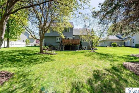 2153 Peregrine Lane North Mankato MN 56003