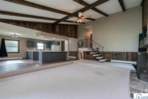 56977 142nd Street Mapleton MN 56065