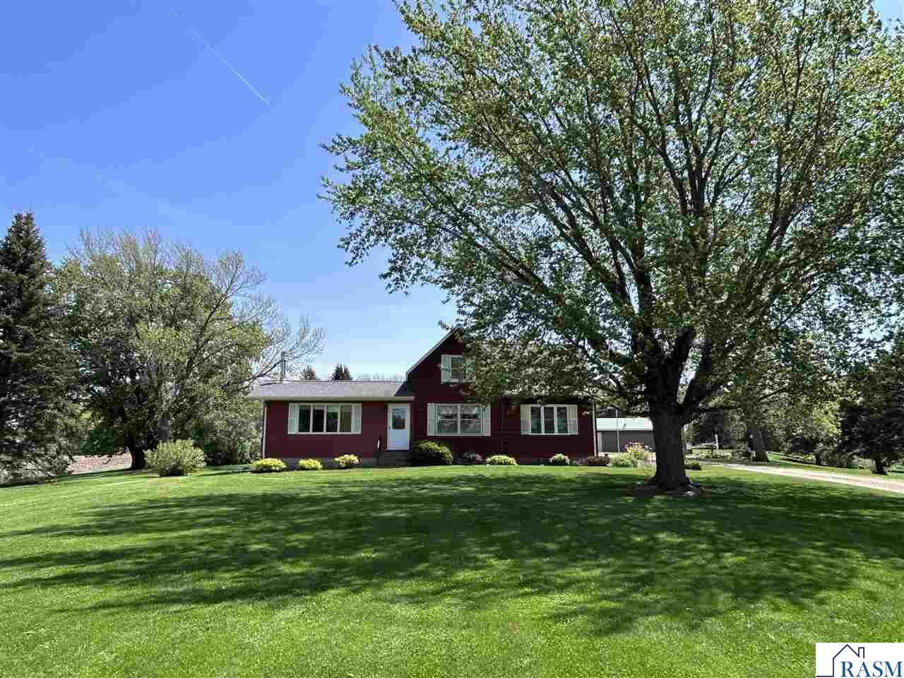 84777 State Highway 60 Madelia MN 56062