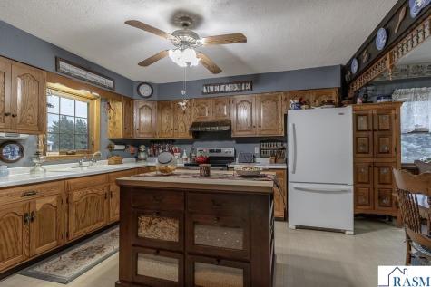 84777 State Highway 60 Madelia MN 56062