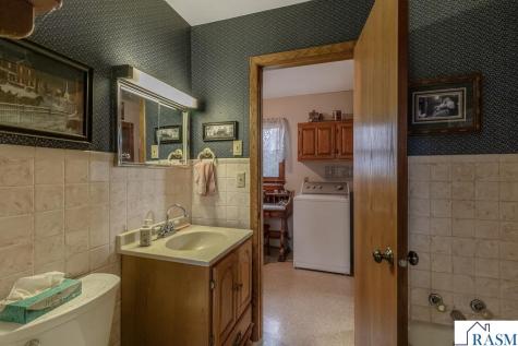 84777 State Highway 60 Madelia MN 56062