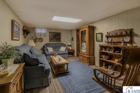 84777 State Highway 60 Madelia MN 56062