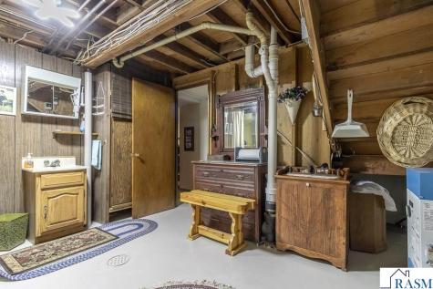 84777 State Highway 60 Madelia MN 56062