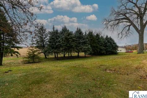 84777 State Highway 60 Madelia MN 56062