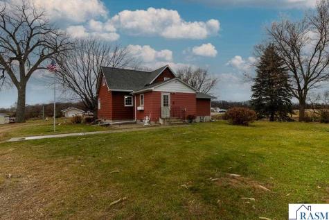 84777 State Highway 60 Madelia MN 56062