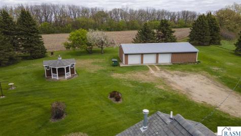 84777 State Highway 60 Madelia MN 56062