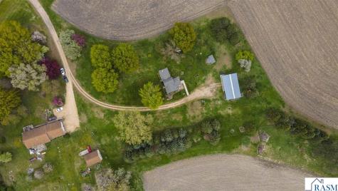 84777 State Highway 60 Madelia MN 56062